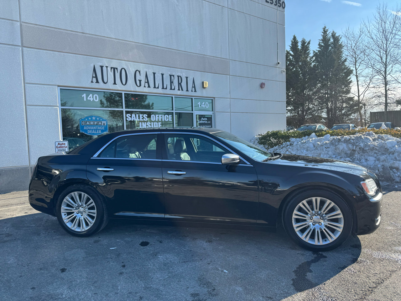 Used 2013 Chrysler 300 C w/ Beats Audio Group image 2