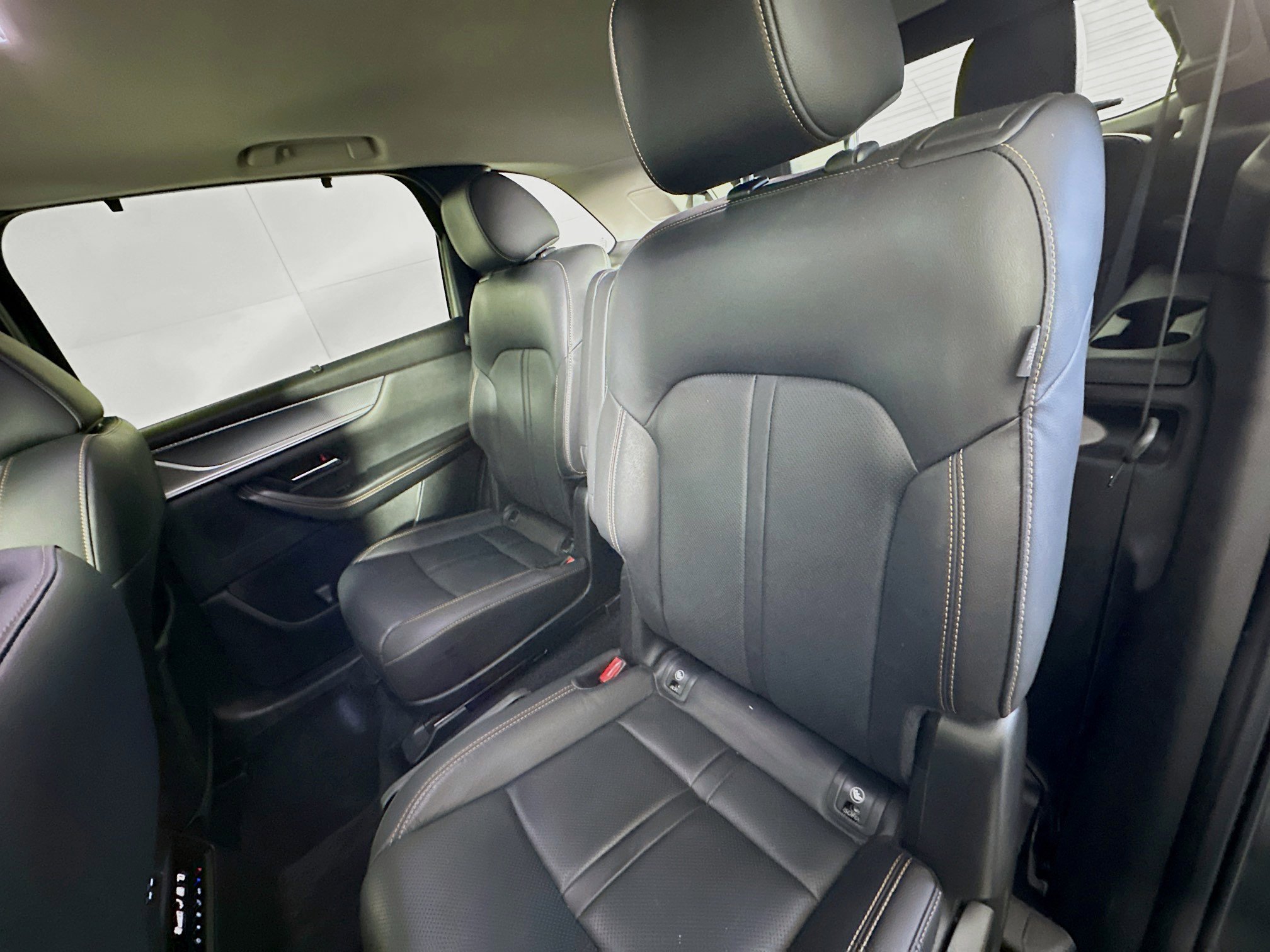 Used 2025 MAZDA CX-90 3.3 Turbo w/ Preferred Package image 27