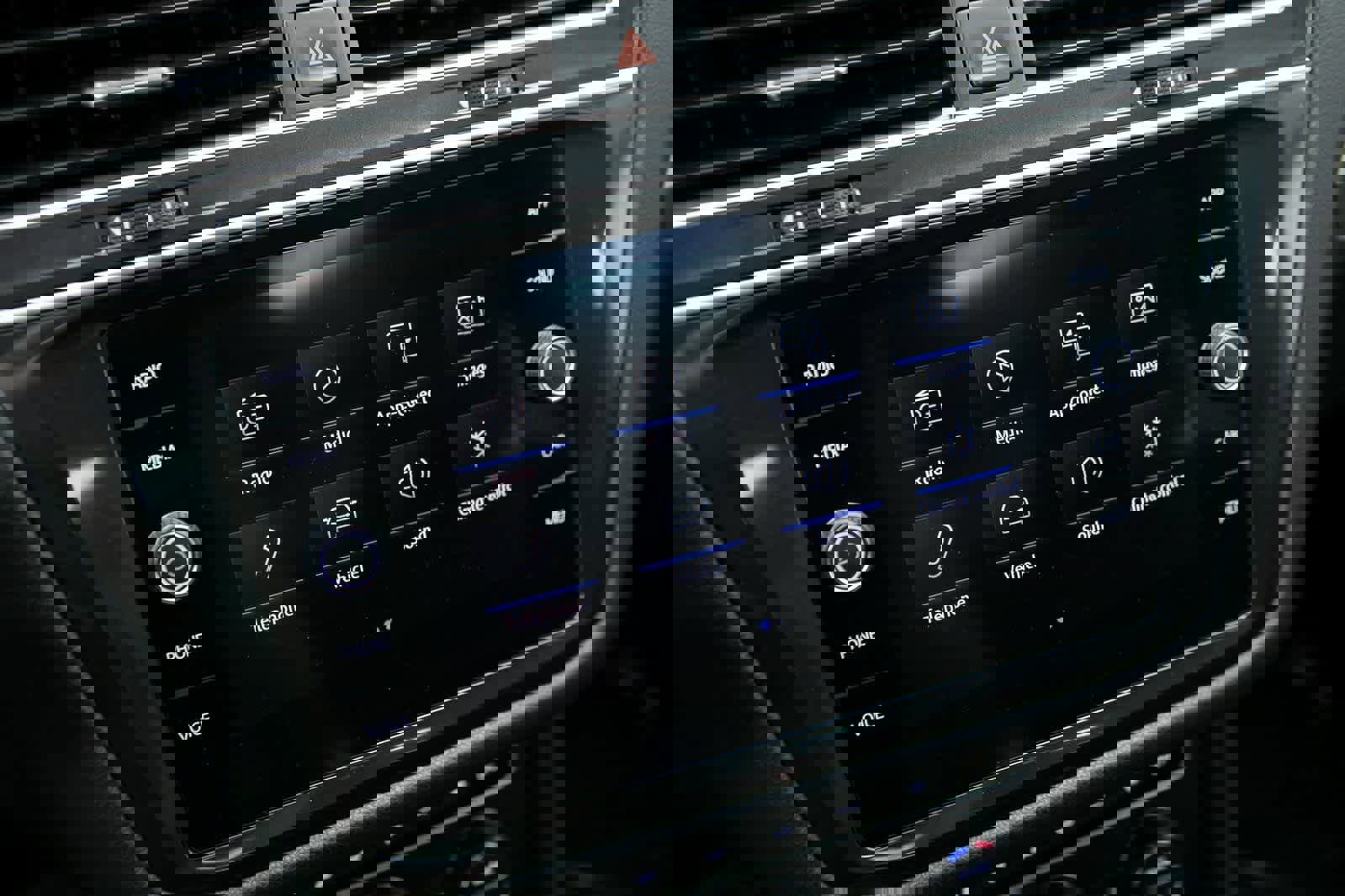 Used 2019 Volkswagen Tiguan SE w/ Panoramic Sunroof Package image 14