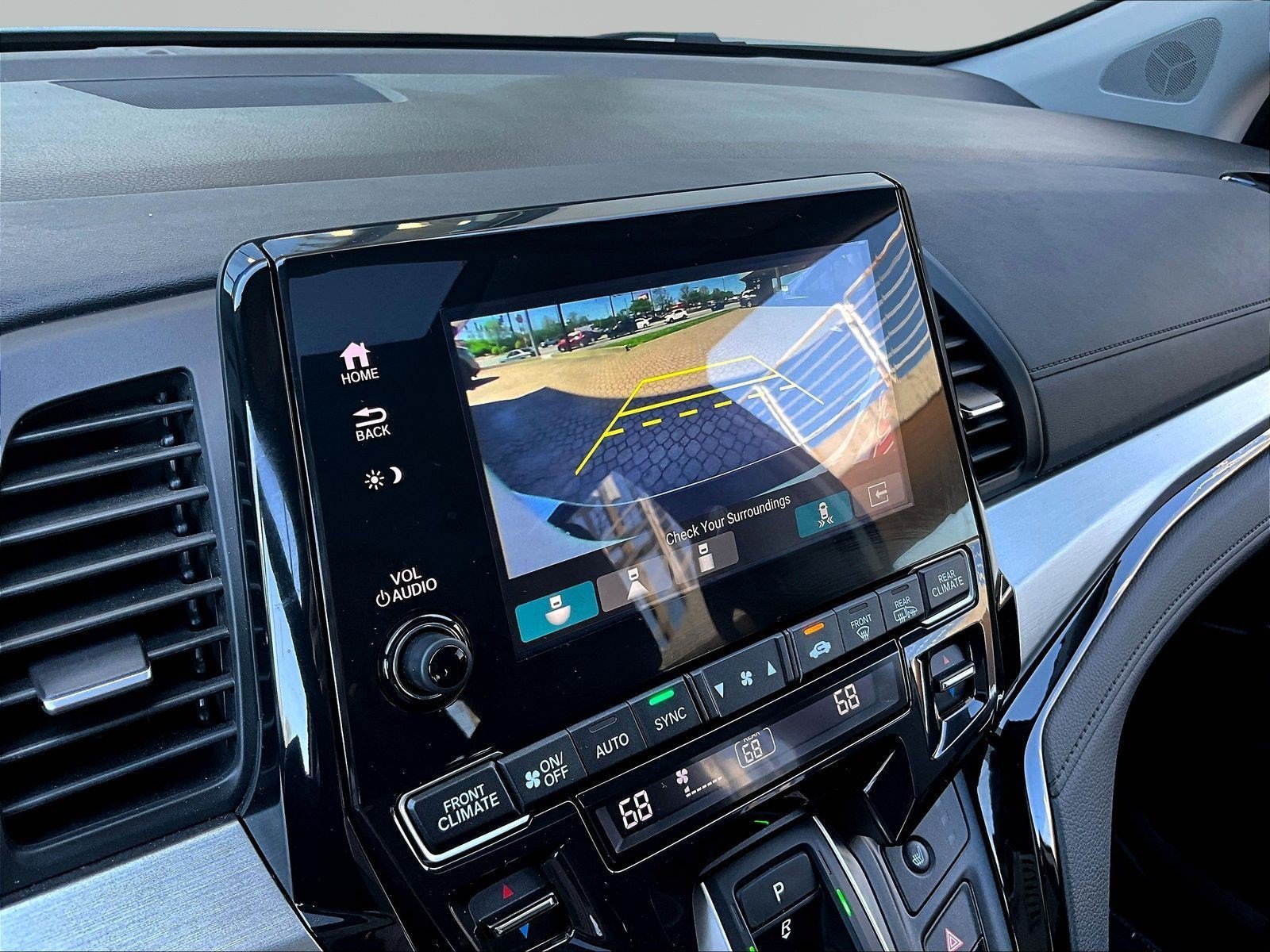 Used 2023 Honda Odyssey Touring image 13
