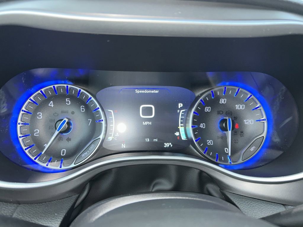 New 2026 Chrysler Pacifica Select image 31