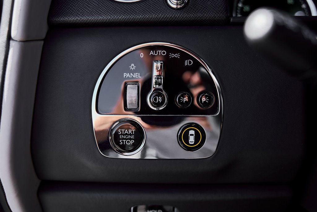 Used 2023 Rolls-Royce Cullinan image 57