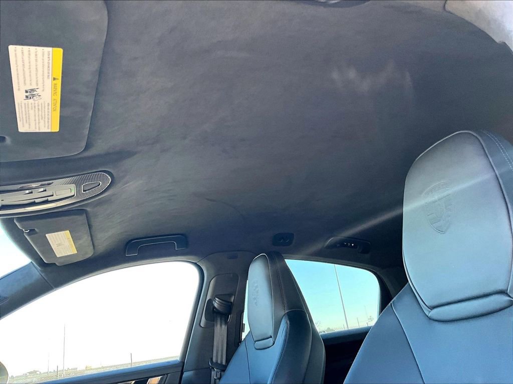 Certified 2025 Porsche Cayenne GTS image 18