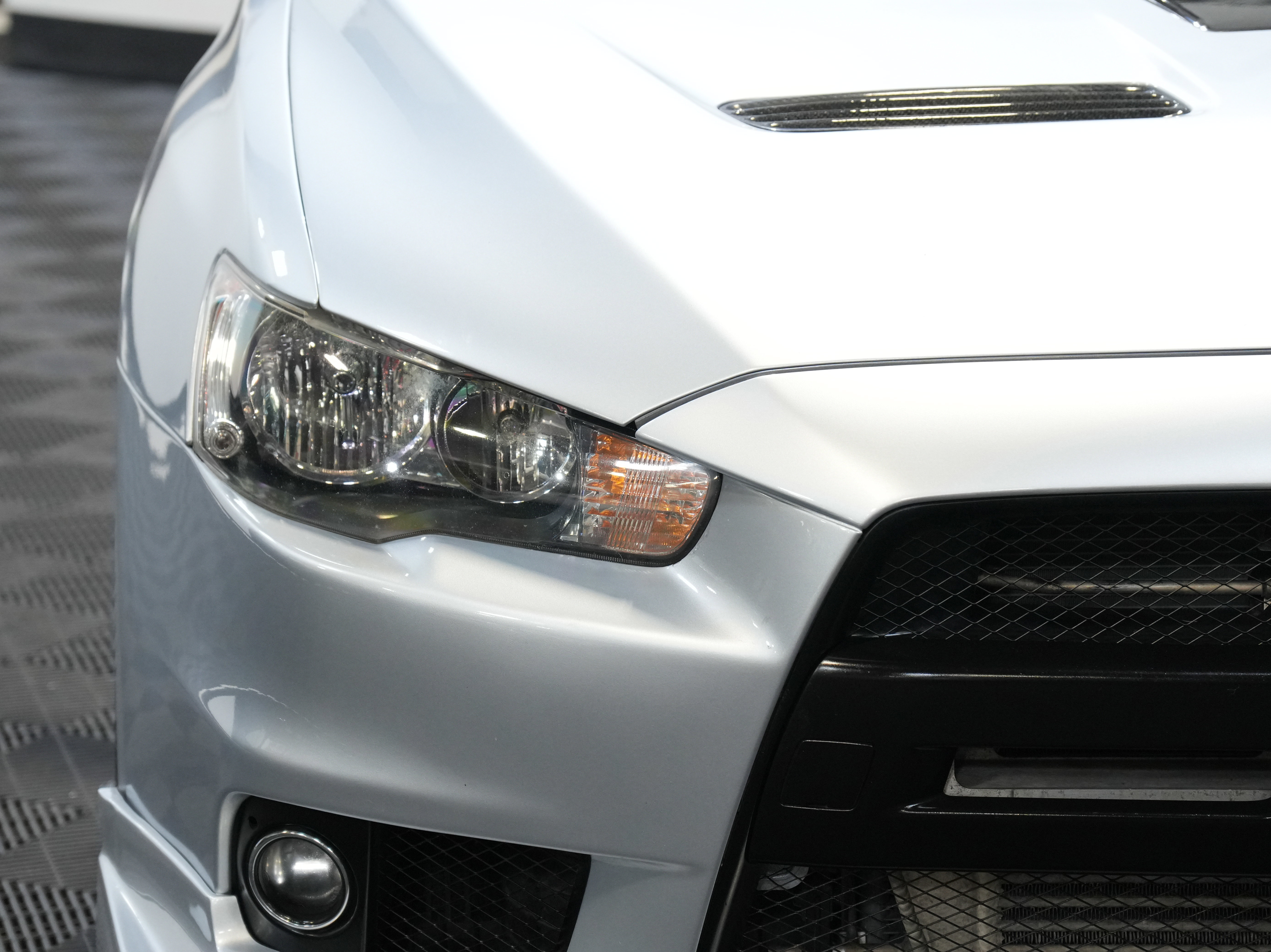 Used 2015 Mitsubishi Lancer Evolution GSR image 10