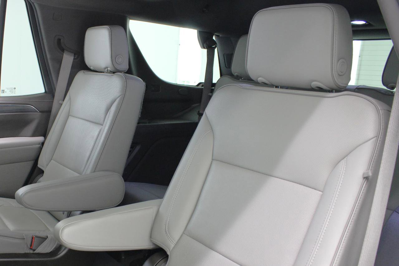 Used 2022 GMC Yukon SLT w/ SLT Premium Package image 38