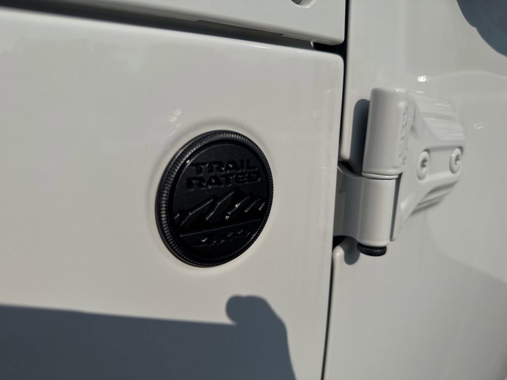 Used 2023 Jeep Wrangler Altitude image 16