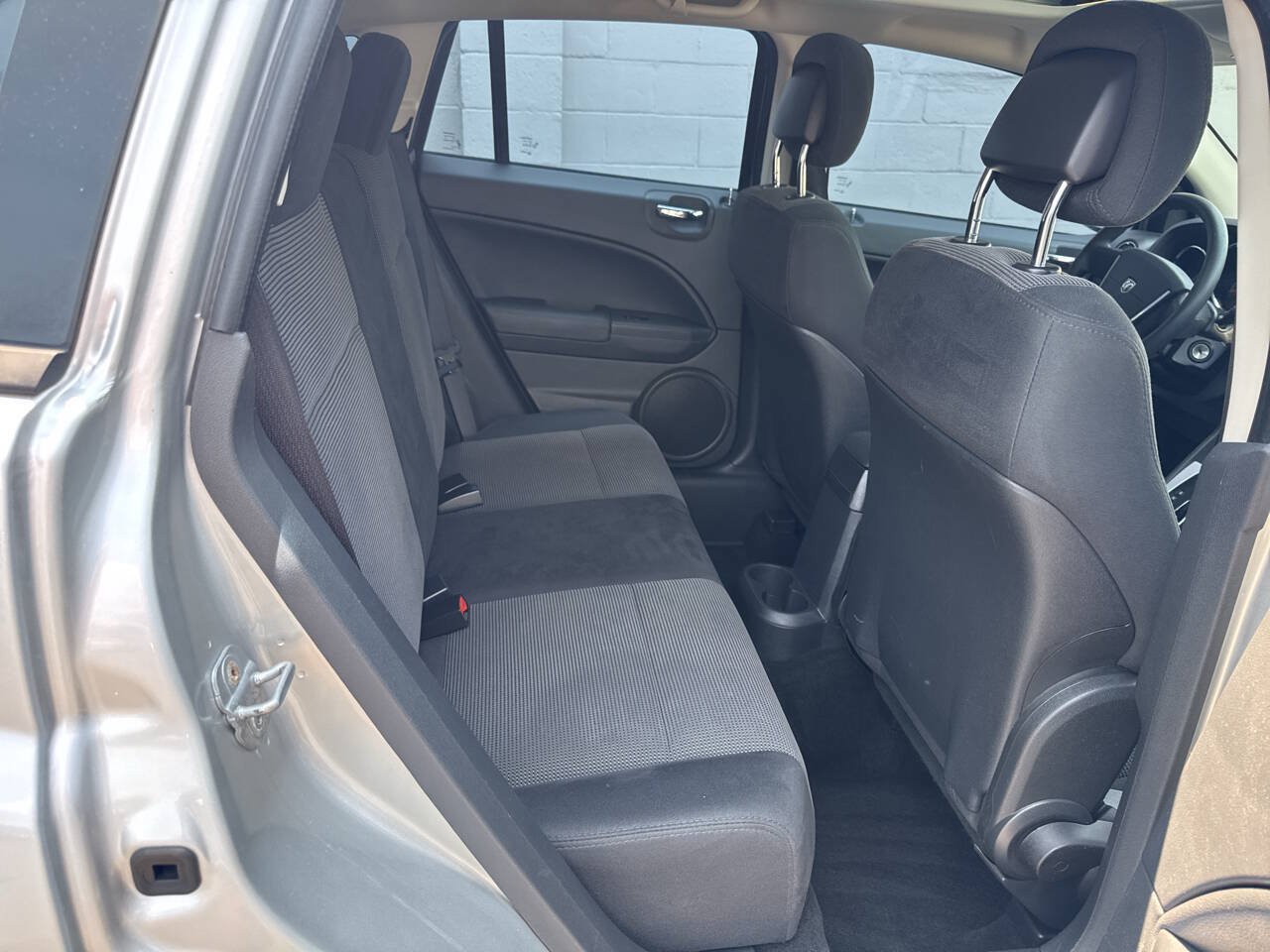 Used 2011 Dodge Caliber Mainstreet FWD image 20