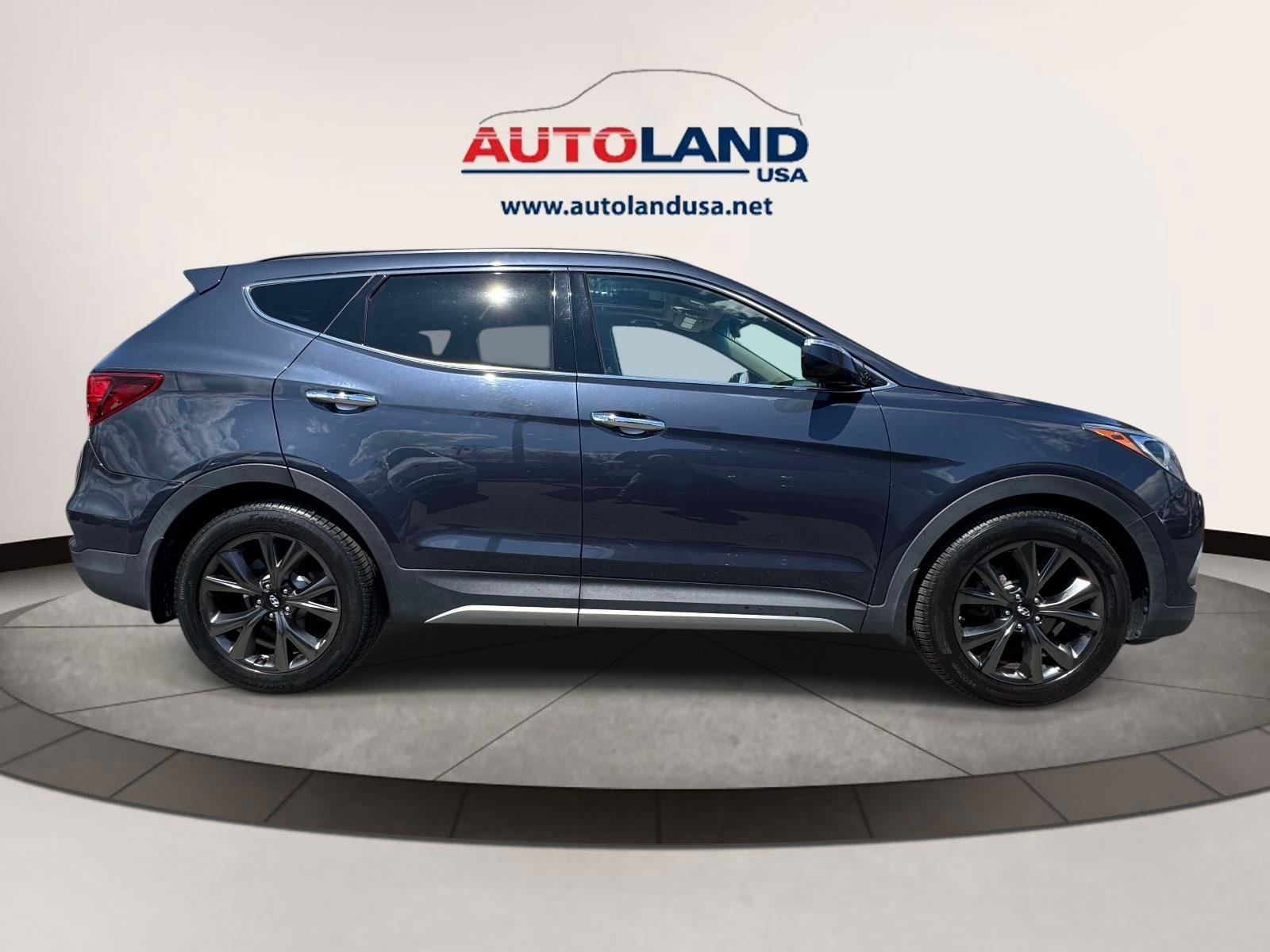 Used 2017 Hyundai Santa Fe Sport w/ Cargo Package AWD/4WD image 3