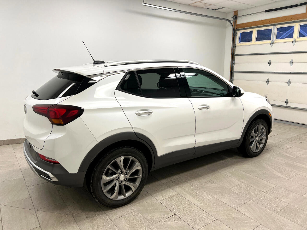 Used 2023 Buick Encore GX Essence w/ Experience Buick Package image 11