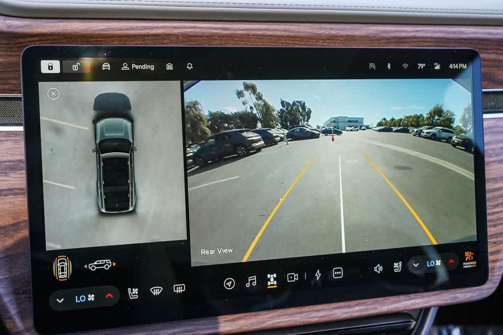 Used 2023 Rivian R1S Adventure AWD/4WD image 30