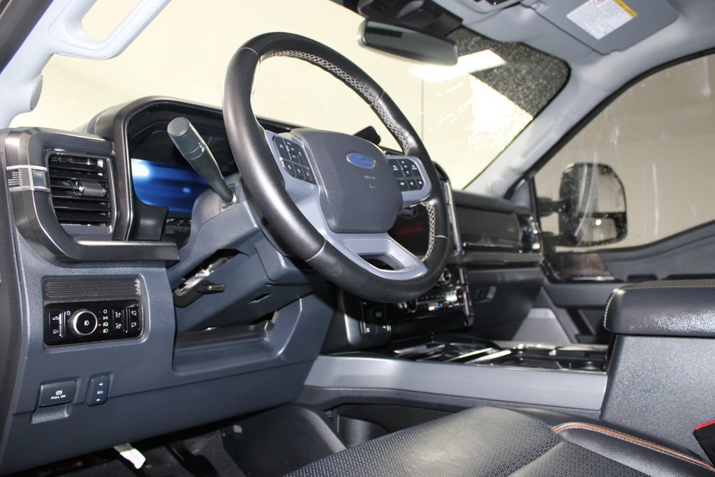 Used 2025 Ford F250 Lariat w/ Black Appearance Package AWD/4WD image 20