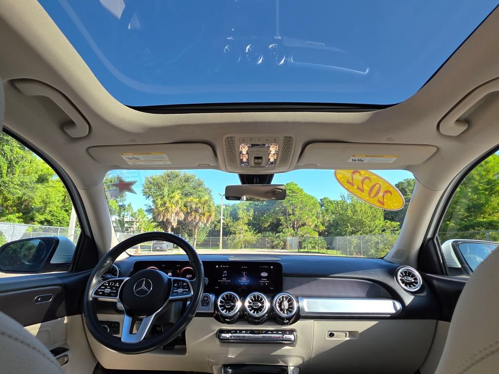 Used 2022 Mercedes-Benz GLB 250 image 4