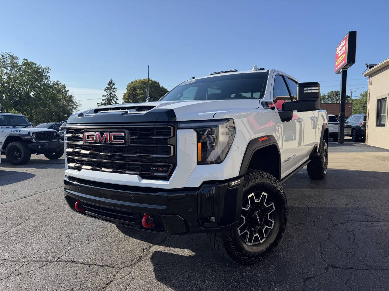 Used 2026 GMC Sierra 2500 AT4X AWD/4WD image 2