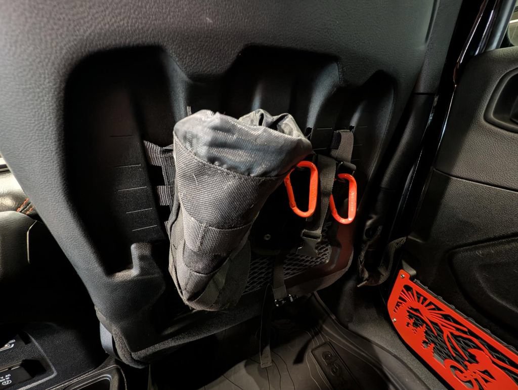 Used 2023 Jeep Gladiator Mojave AWD/4WD image 40