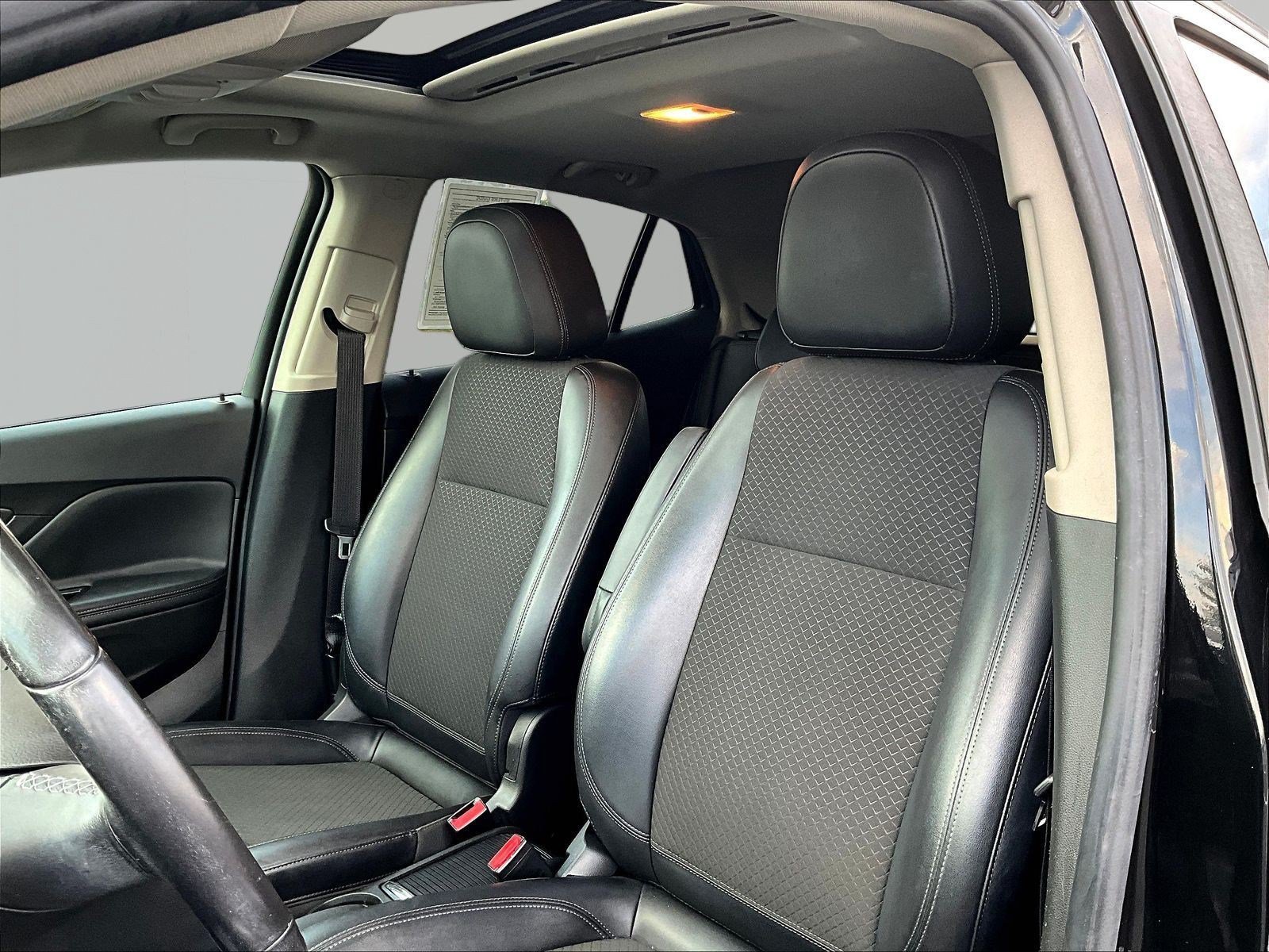 Used 2019 Buick Encore Preferred FWD image 19