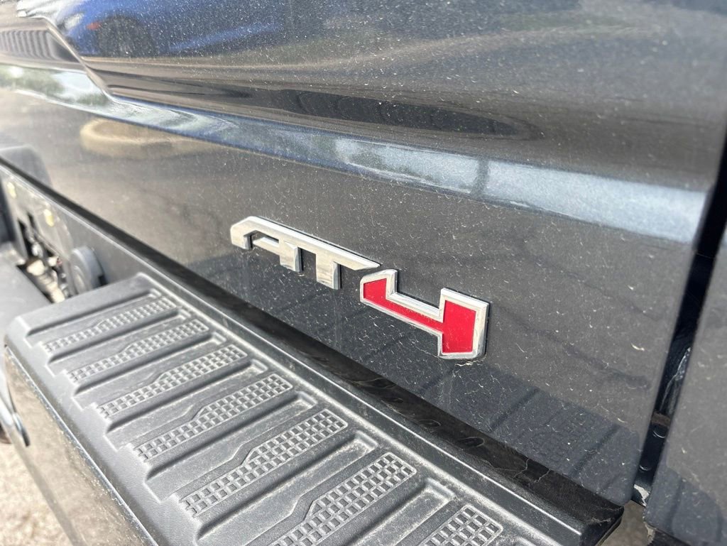 Used 2021 GMC Sierra 1500 AT4 w/ AT4 Premium Package AWD/4WD image 4