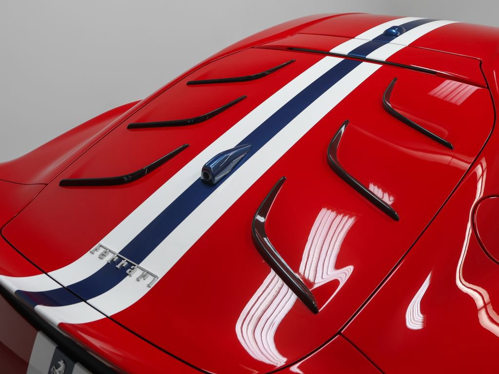 Used 2024 Ferrari 812 Competizione image 47