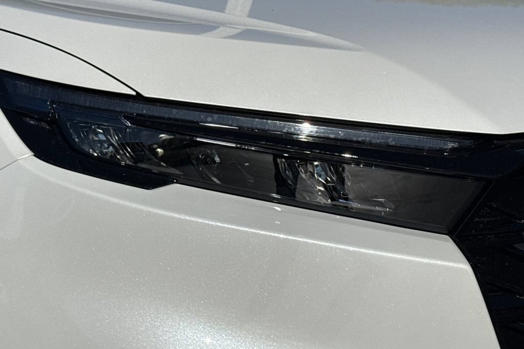 Used 2026 Honda CR-V Sport image 25