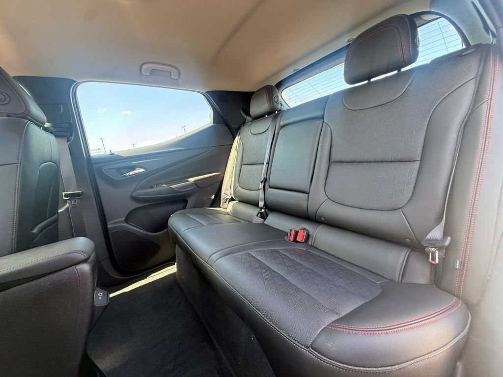 Used 2023 Chevrolet Bolt EUV LT w/ Convenience Package FWD image 24
