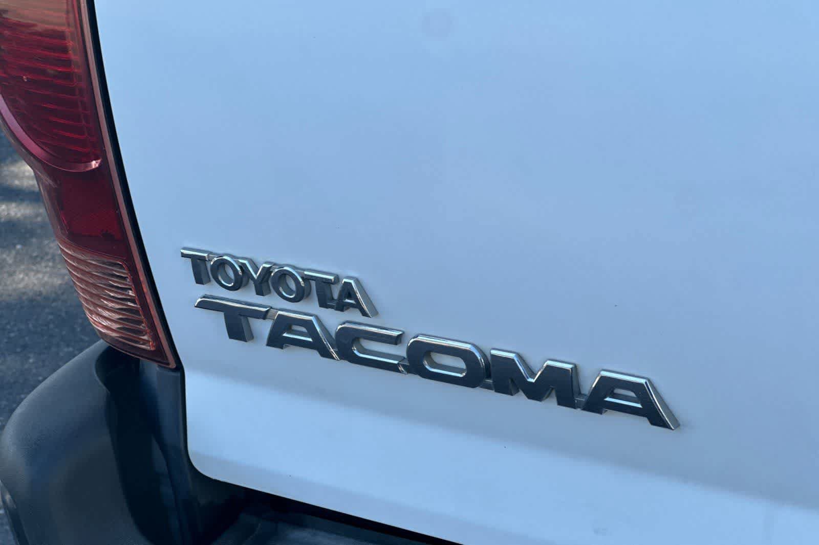 Used 2012 Toyota Tacoma 2WD Regular Cab image 13