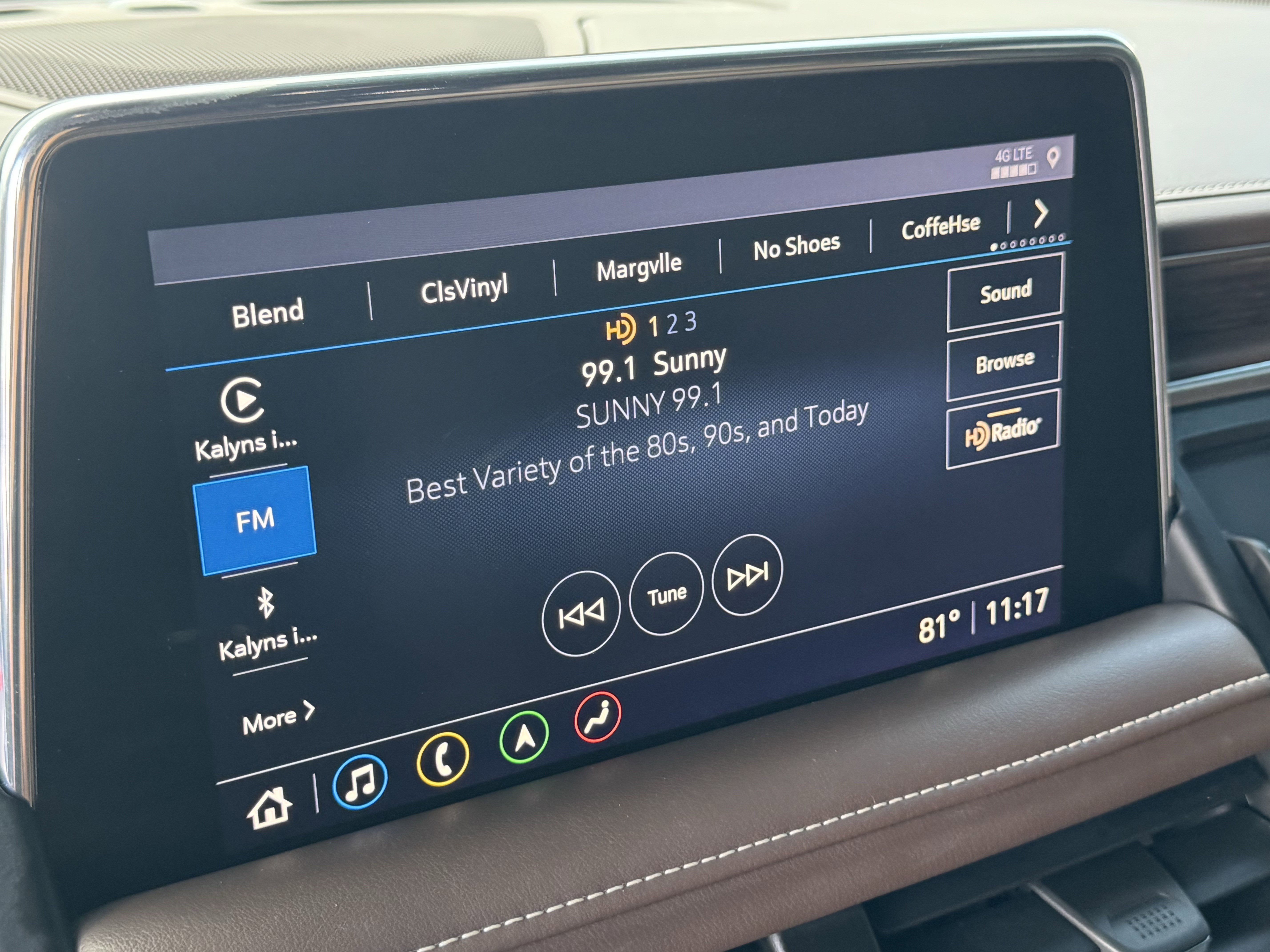 Used 2021 Chevrolet Tahoe High Country w/ Premium Package image 18