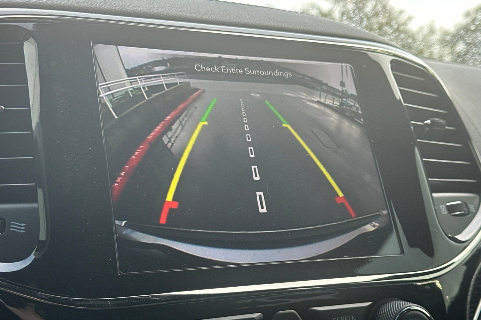 Used 2020 Jeep Grand Cherokee High Altitude image 22