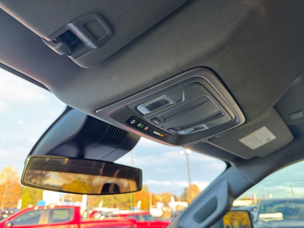 Used 2025 Chevrolet Silverado 2500 Custom w/ Custom Convenience Package image 25