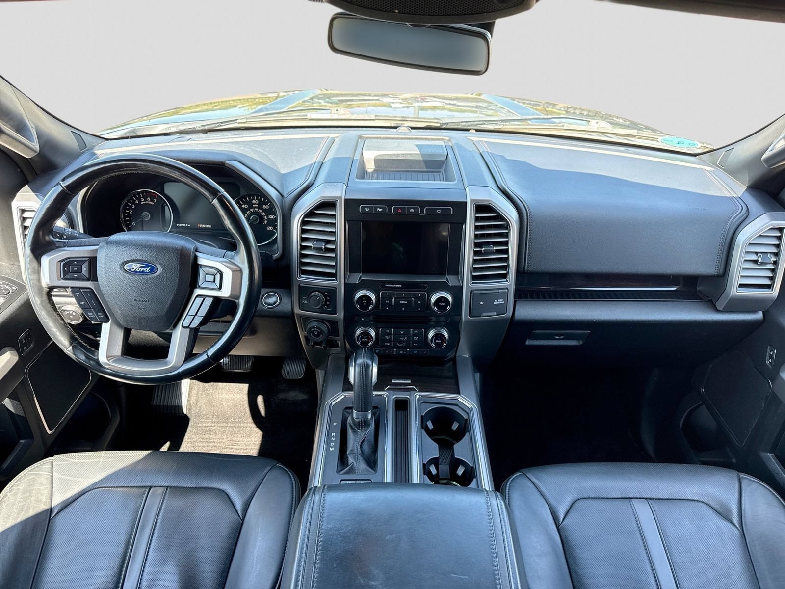 Used 2017 Ford F150 Platinum w/ Equipment Group 701A Luxury AWD/4WD image 18