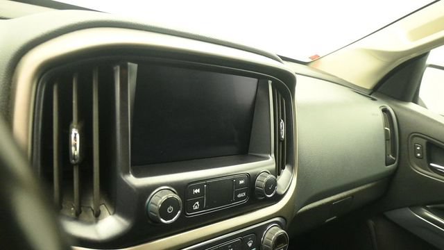 Used 2022 Chevrolet Colorado Z71 AWD/4WD image 17