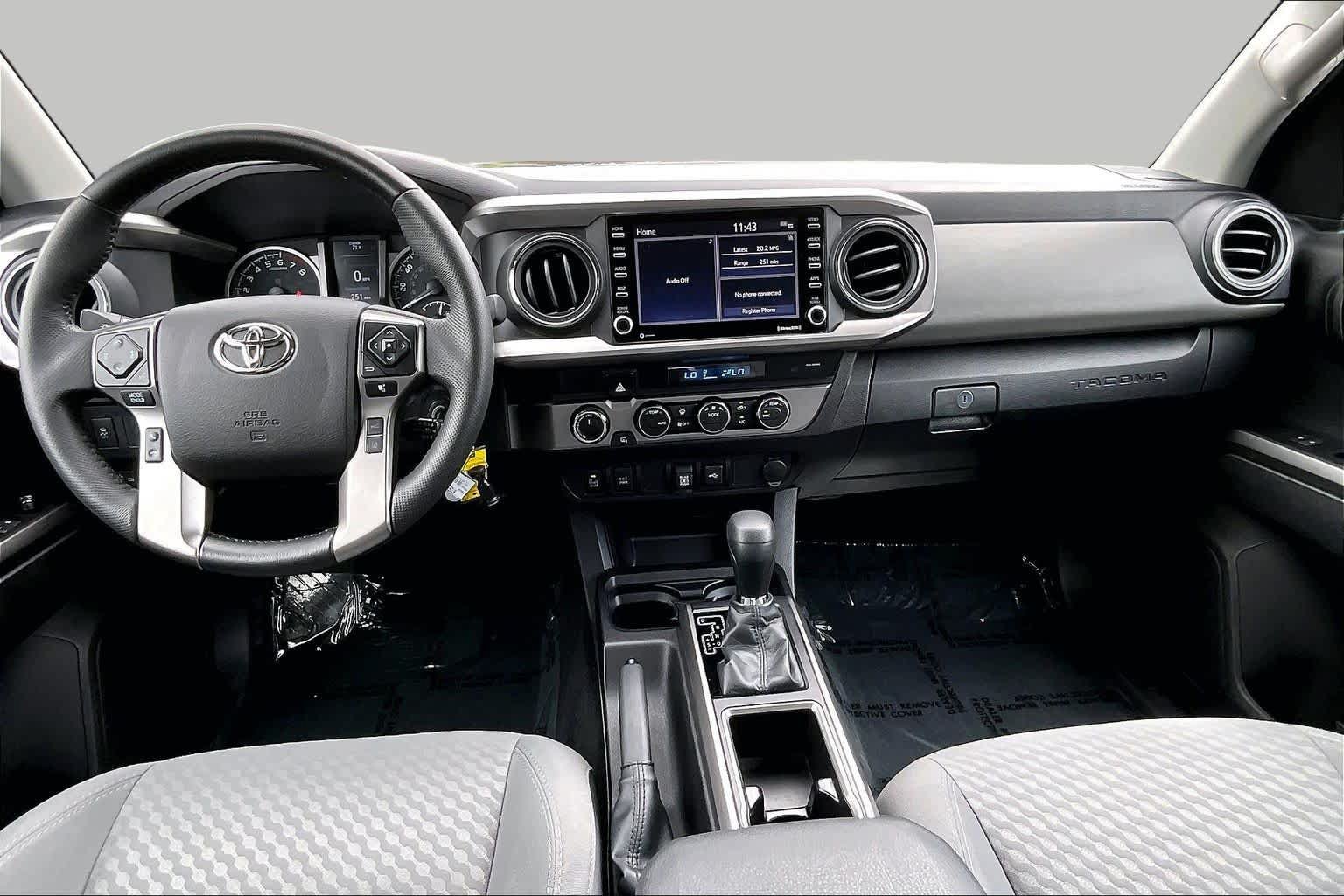 Used 2022 Toyota Tacoma SR5 w/ Technology Package AWD/4WD image 15