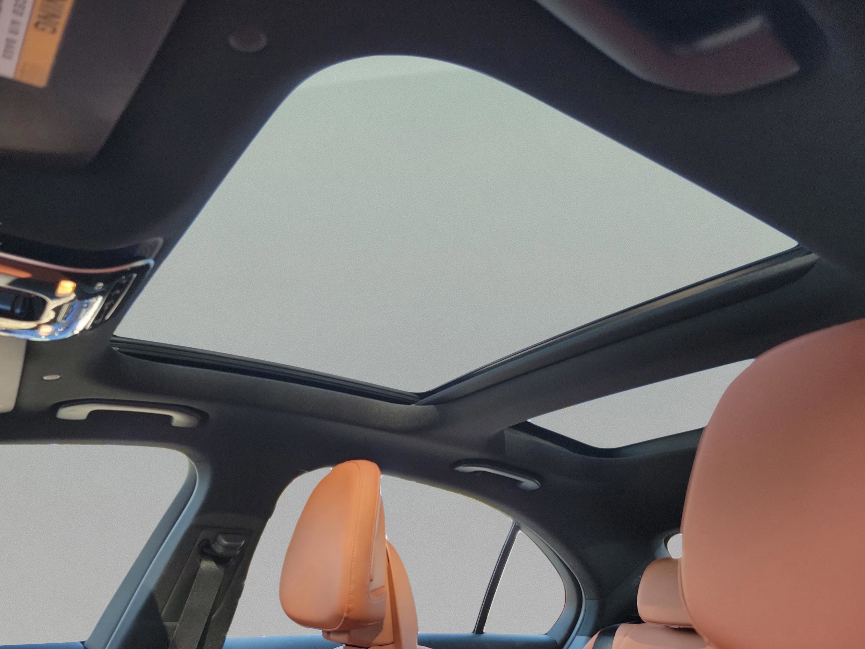 Certified 2025 Mercedes-Benz C 300 Sedan image 33