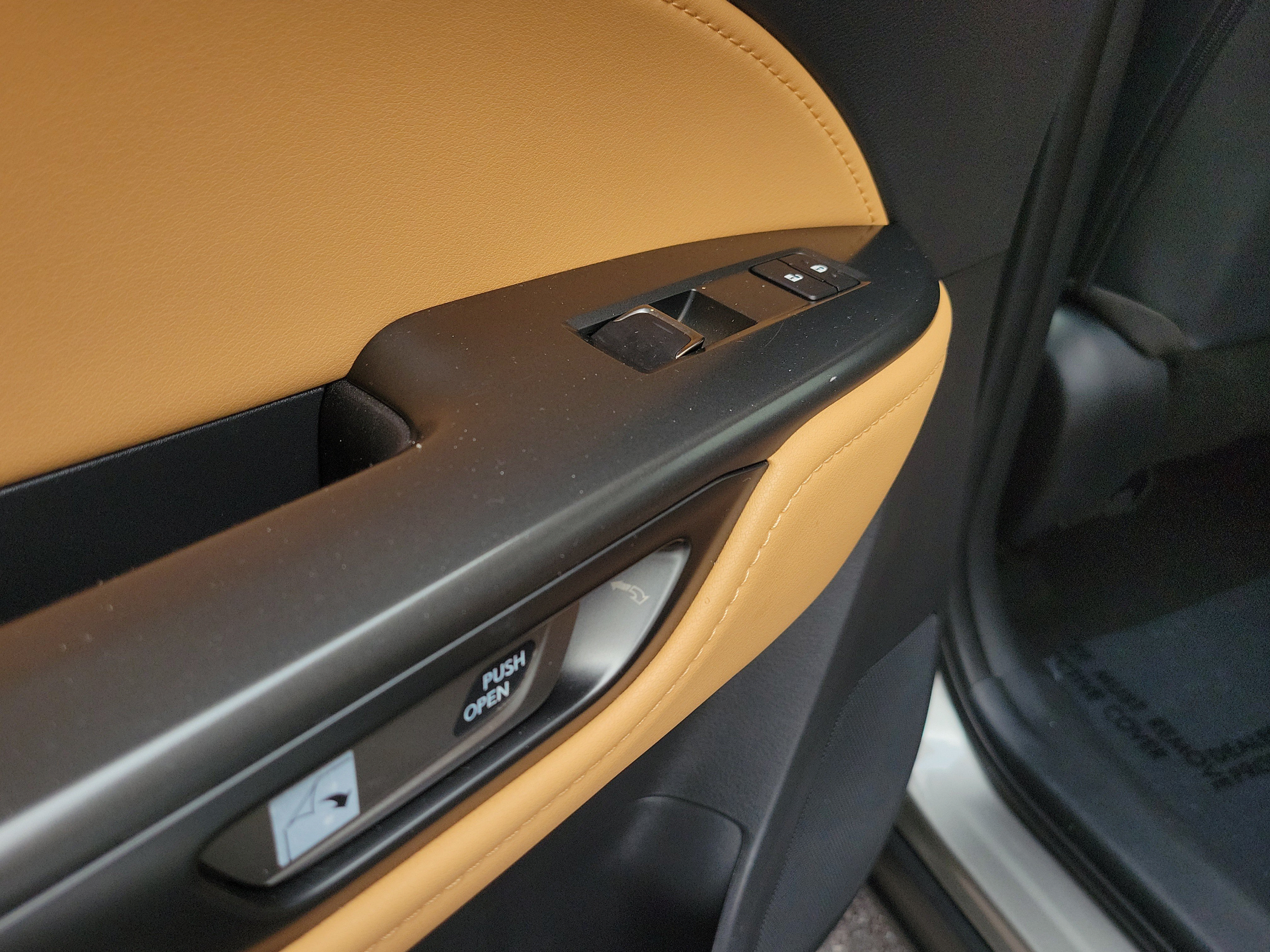 Used 2024 Lexus NX 350 AWD image 8