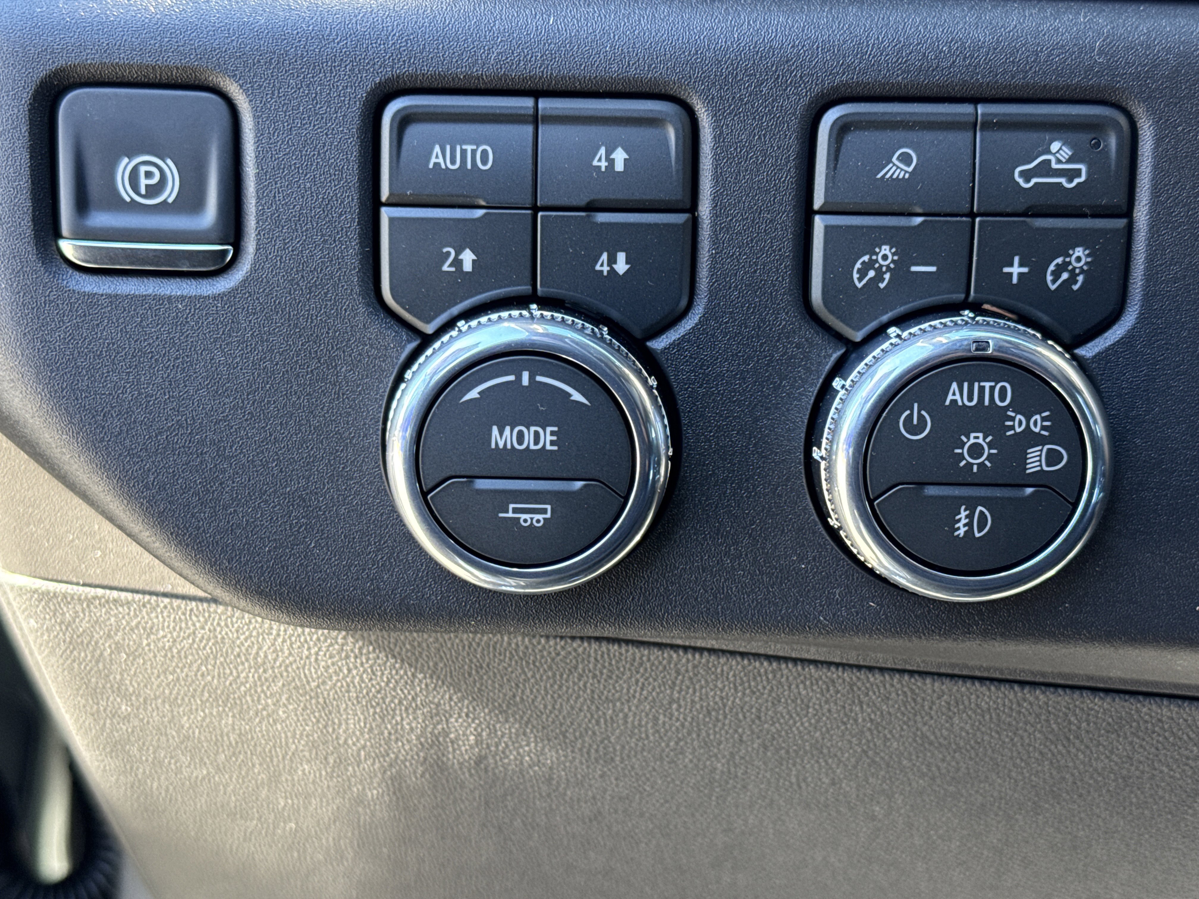 New 2026 GMC Sierra 1500 SLT w/ SLT Premium Plus Package image 18