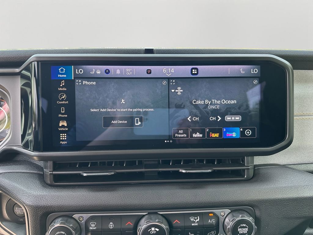 New 2025 Jeep Gladiator Sport AWD/4WD image 18