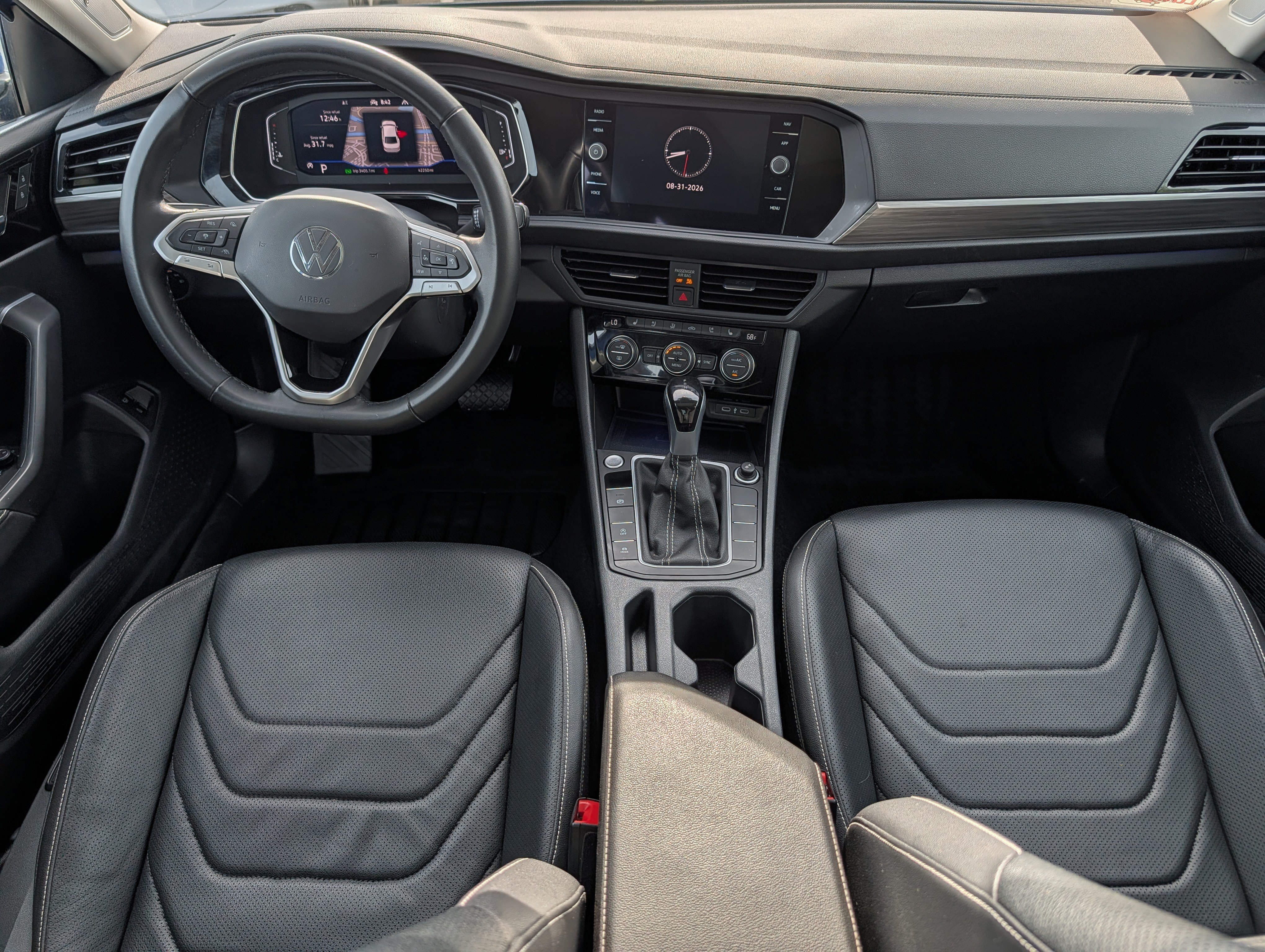 Certified 2024 Volkswagen Jetta SEL FWD image 10