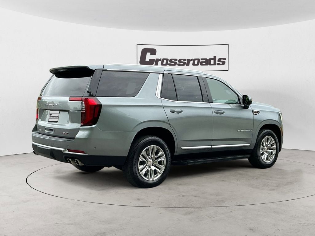 Used 2025 GMC Yukon Denali AWD/4WD image 5