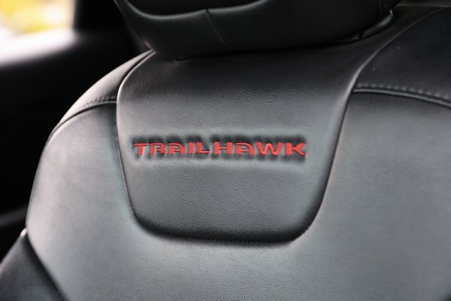 Used 2022 Jeep Cherokee Trailhawk w/ Trailer Tow Group image 17
