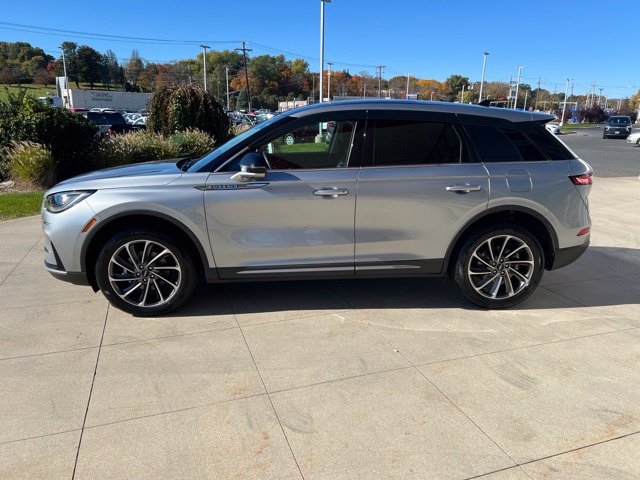 Used 2024 Lincoln Corsair AWD w/ Equipment Group 101A image 6