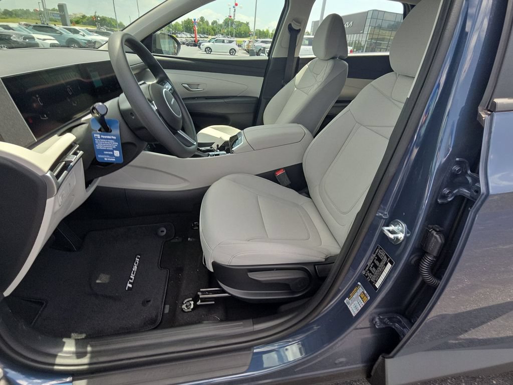 New 2026 Hyundai Tucson SE AWD/4WD image 11