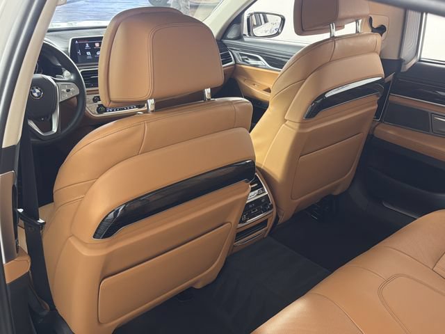 Used 2022 BMW 750i xDrive w/ Executive Package AWD/4WD image 22