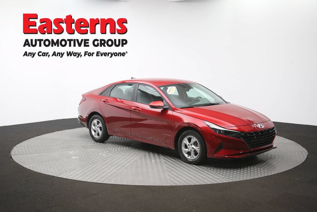 Used 2023 Hyundai Elantra SE FWD image 48