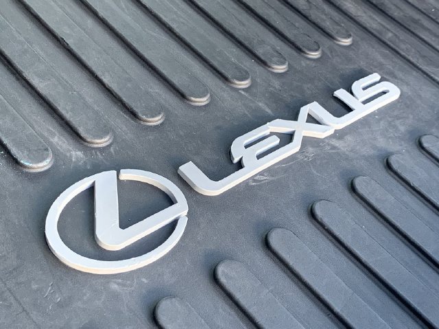 Used 2022 Lexus RX 450h F Sport w/ Cold Area Package (CT) AWD/4WD image 40
