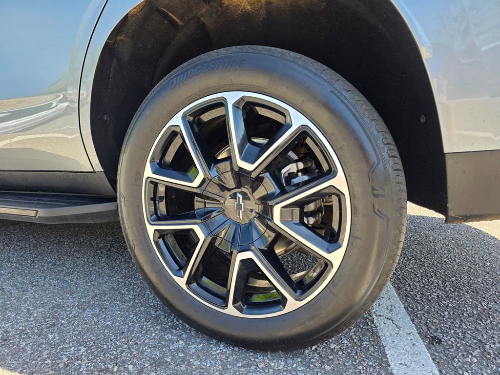 Used 2024 Chevrolet Tahoe RST w/ Luxury Package image 33