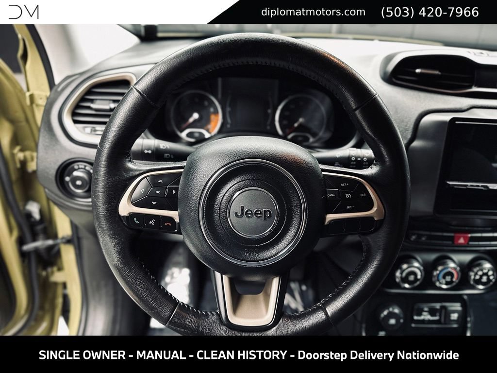Used 2015 Jeep Renegade Latitude w/ Cold Weather Group II AWD/4WD image 29