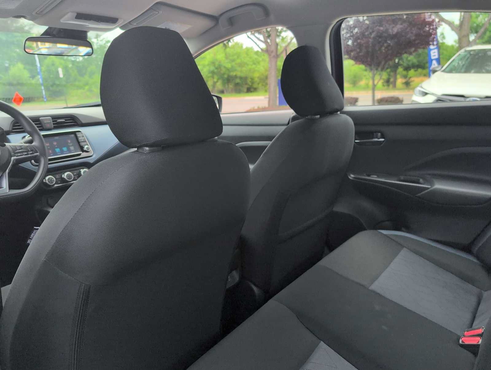 Used 2025 Nissan Versa SV FWD image 16