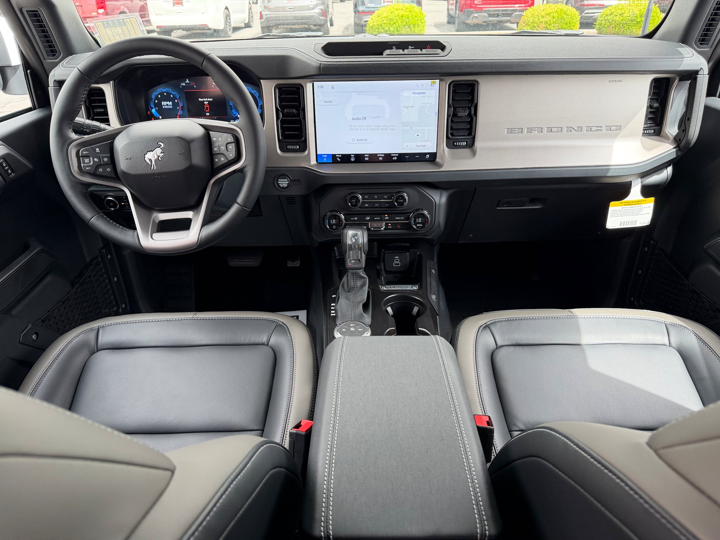New 2026 Ford Bronco Outer Banks AWD/4WD image 15