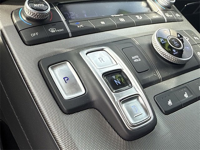 Certified 2022 Hyundai Palisade Limited w/ Winter Package image 19