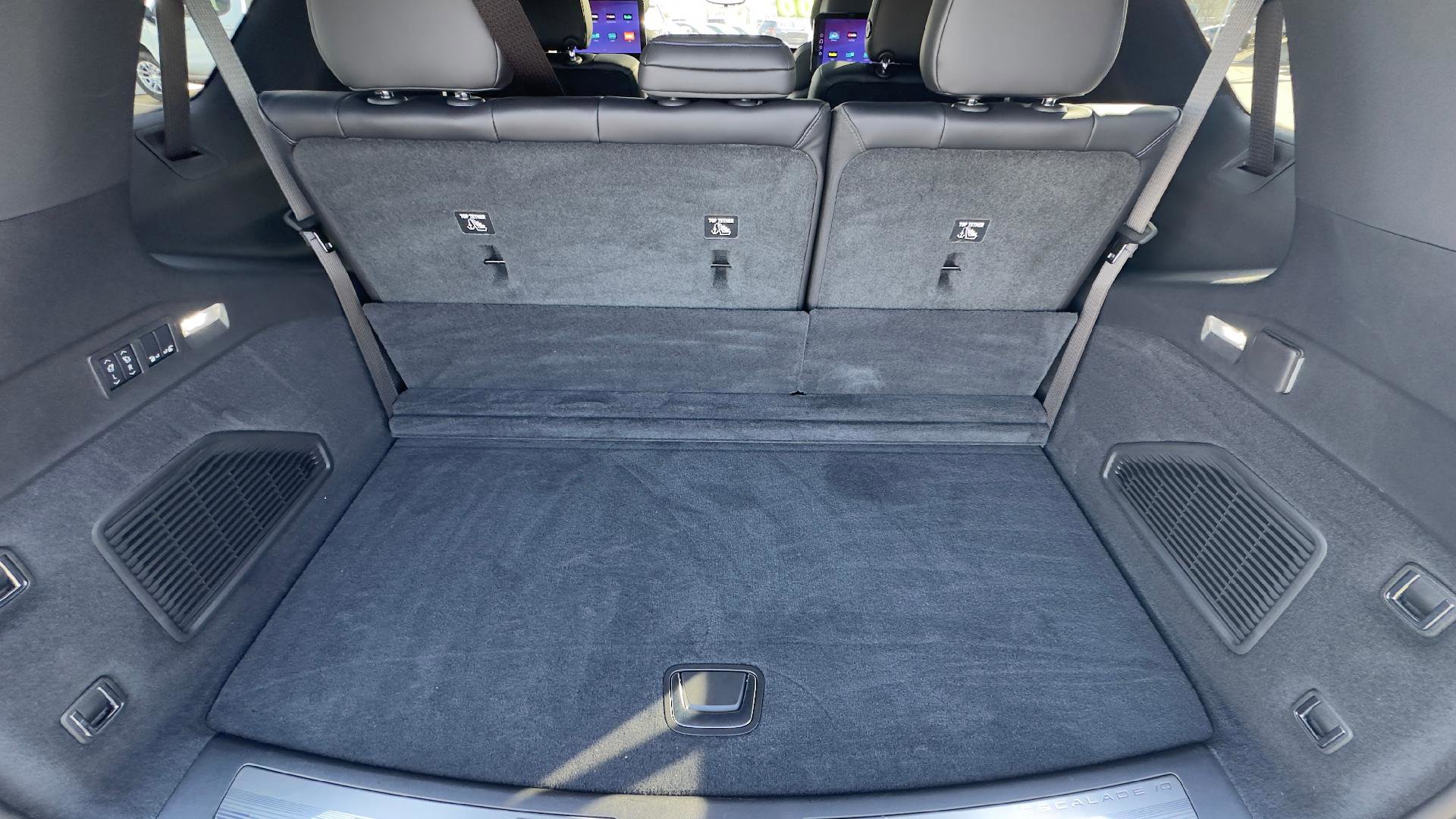 Used 2026 Cadillac Escalade IQL Sport 1 image 5