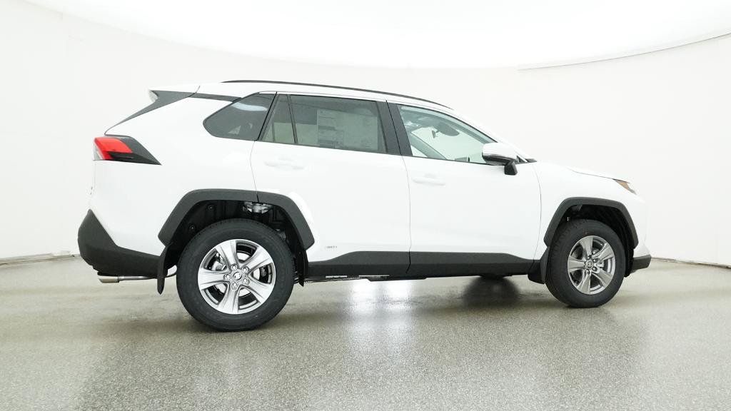New 2025 Toyota RAV4 XLE w/ Convenience Package AWD/4WD image 29