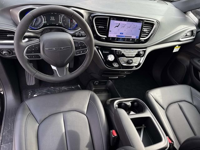 New 2026 Chrysler Pacifica Select image 14